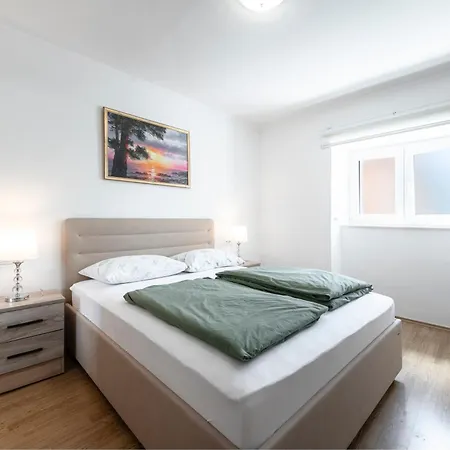 Penzion Radovcic And 3*