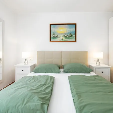 Radovcic And 3* Trsteno