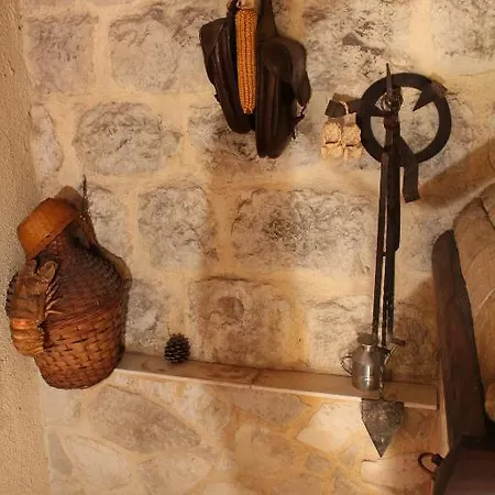 Radovcic And Pensjonat Trsteno